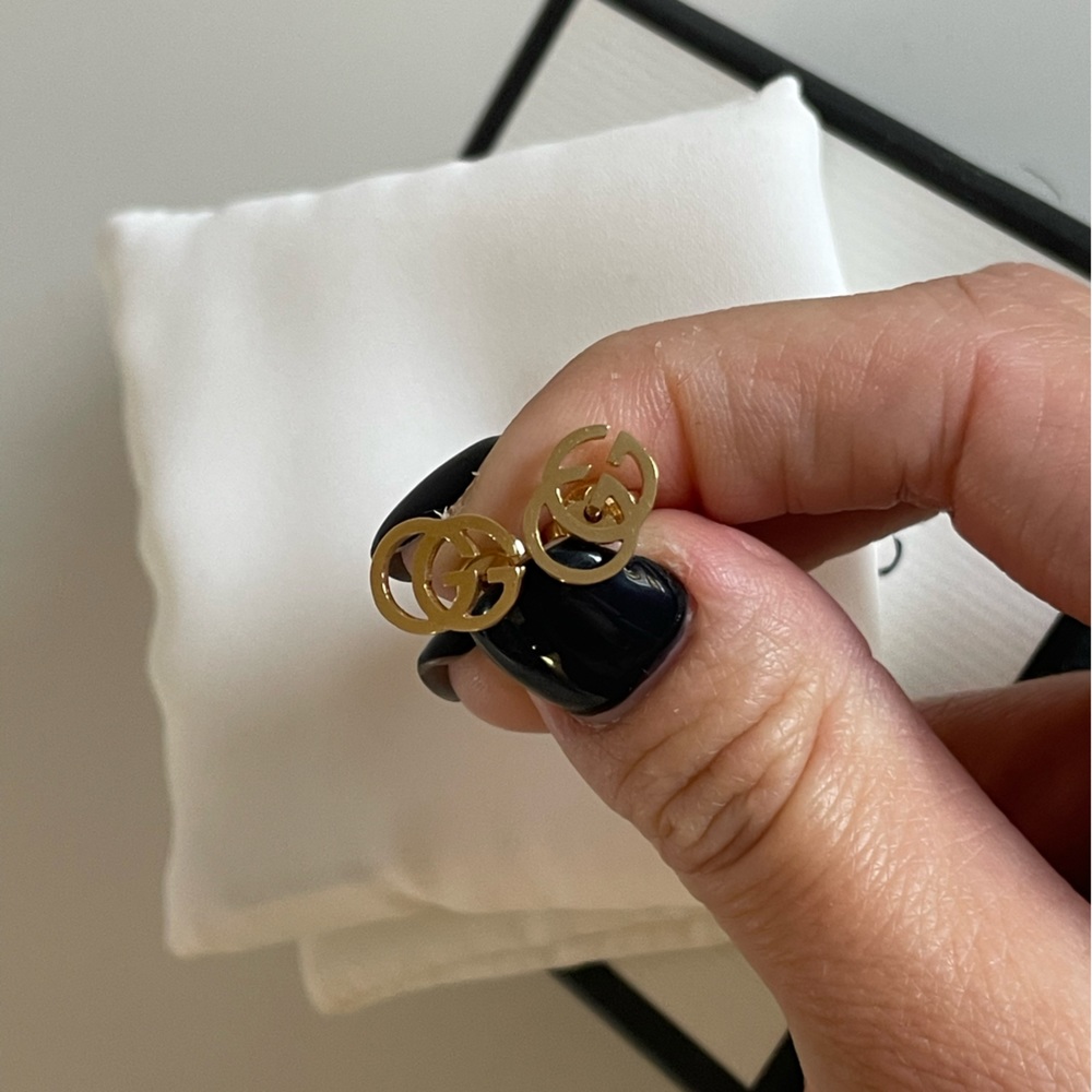 Gucci earrings gold